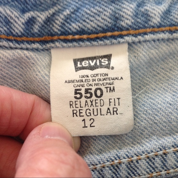 ❌SOLD❌ 80s/90s LEVIS 550 high waisted jean shorts - Picture 6 of 8